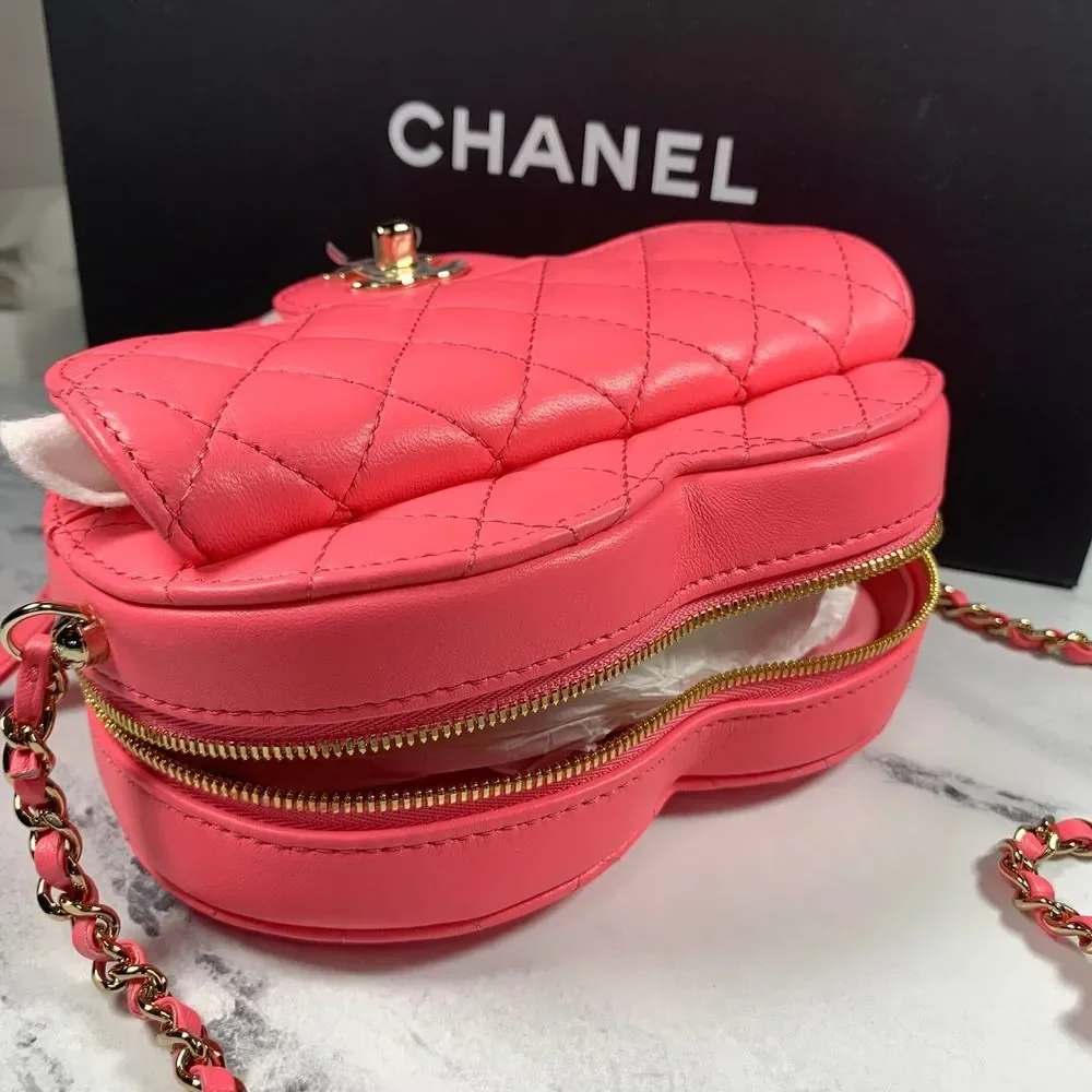 Chanel Pink Heart Bag 22S CC In Love Leather Crossbody bag NEW Authentic - Picture 6 of 15